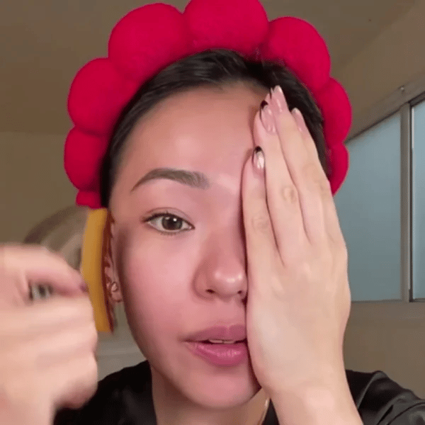 Sculpting Face Brush — Depuff & Define Your Face in 5 Minutes