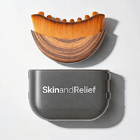 Sculpting Face Brush — Depuff & Define Your Face in 5 Minutes